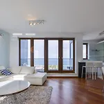 Sea Towers Apartamento *