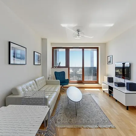 Apartment Sea Towers *
