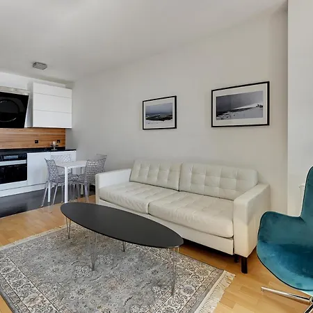 Sea Towers Apartment
