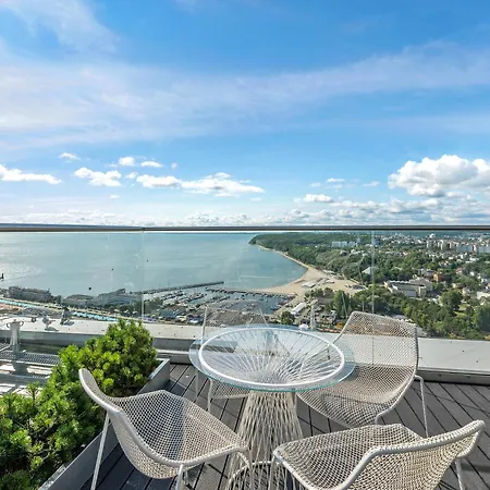 Apartment Sea Towers Gdynia