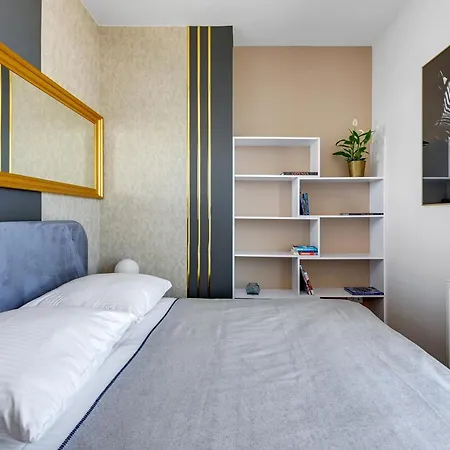 Apartment Sea Towers *