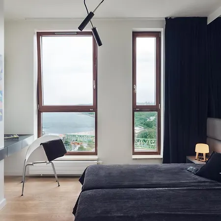 Sea Towers Apartment *