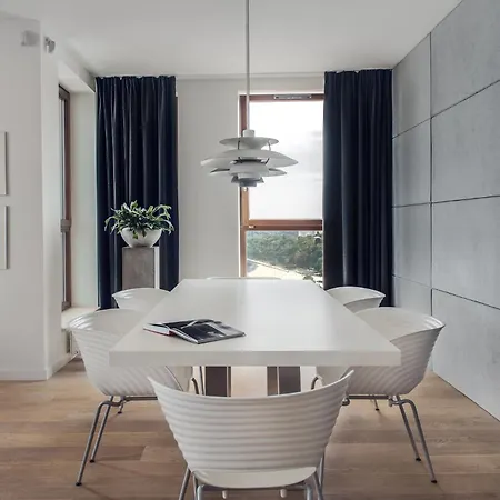 Sea Towers Apartment