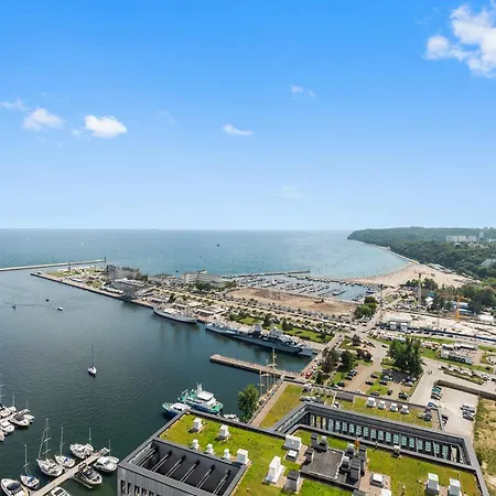 Sea Towers アパート