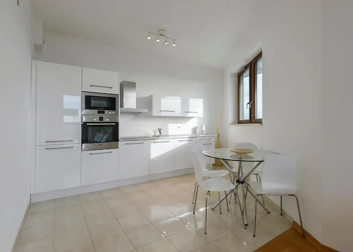 Lägenhet Sea Towers