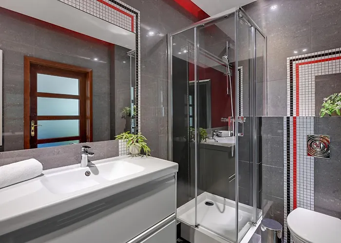 Lägenhet Sea Towers